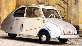 Illustration for article titled The ten coolest wooden cars of all time